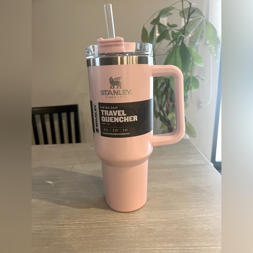 Stanley 40 oz pearlescent pink